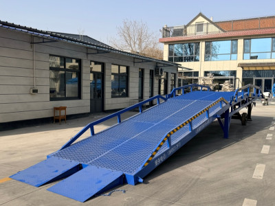 mobile loading ramp